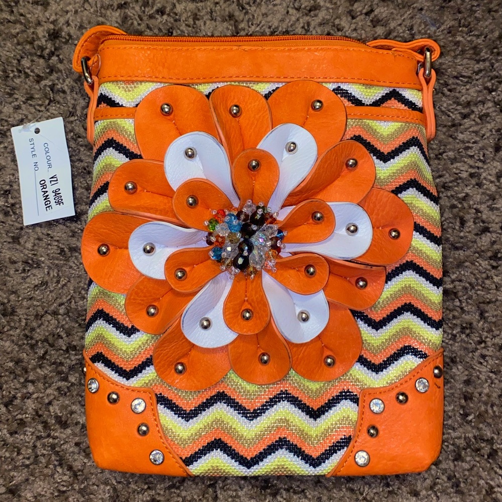 Sling purse